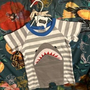 Brand New Mud Pie Baby Shark Striped Onesie with Flap Mouth Snap Size 6-9 Months